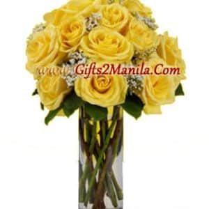 One Dozen Yellow Roses